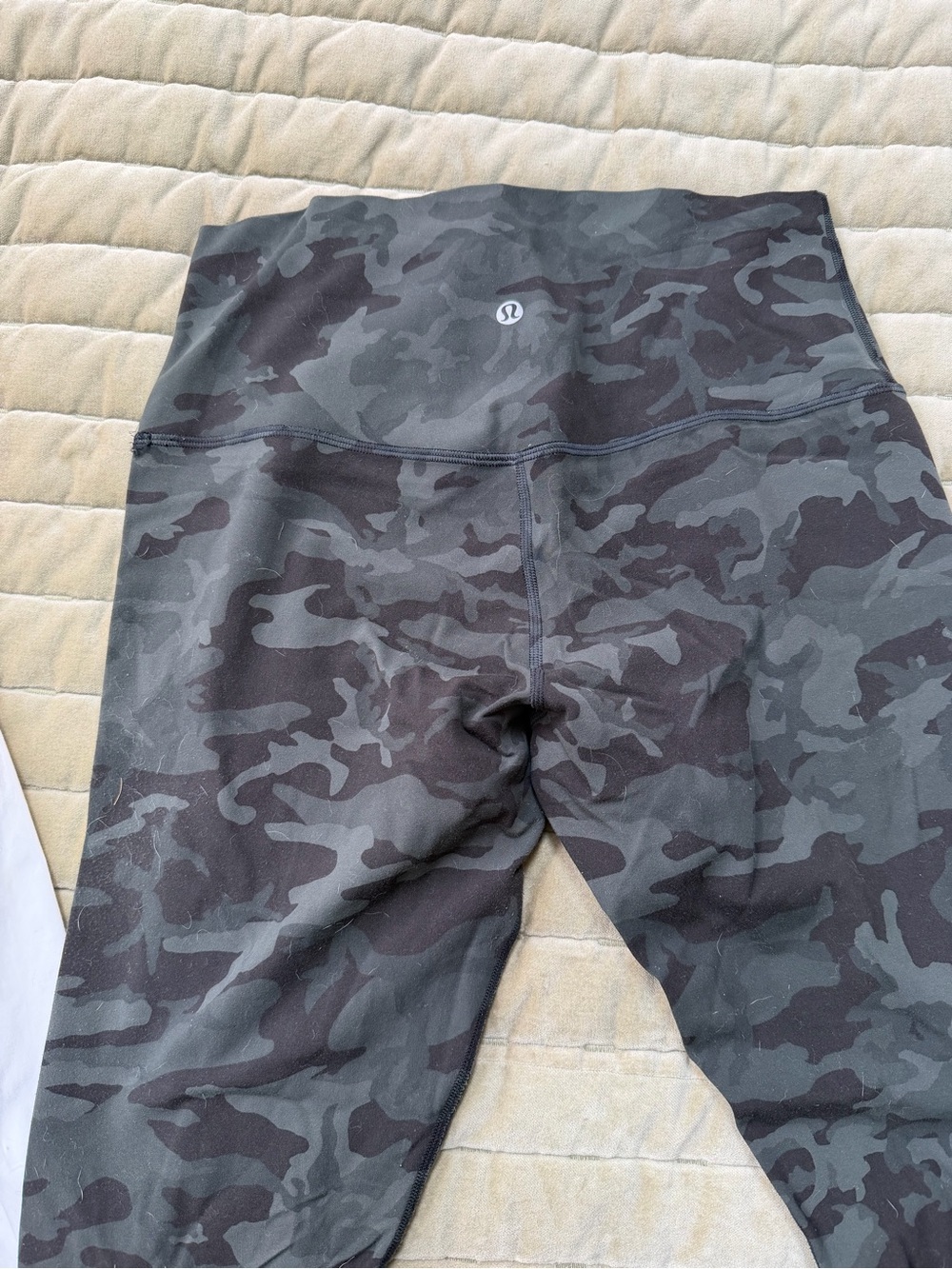 lululemon athletica Women's Gray Camo High-Rise Leggings